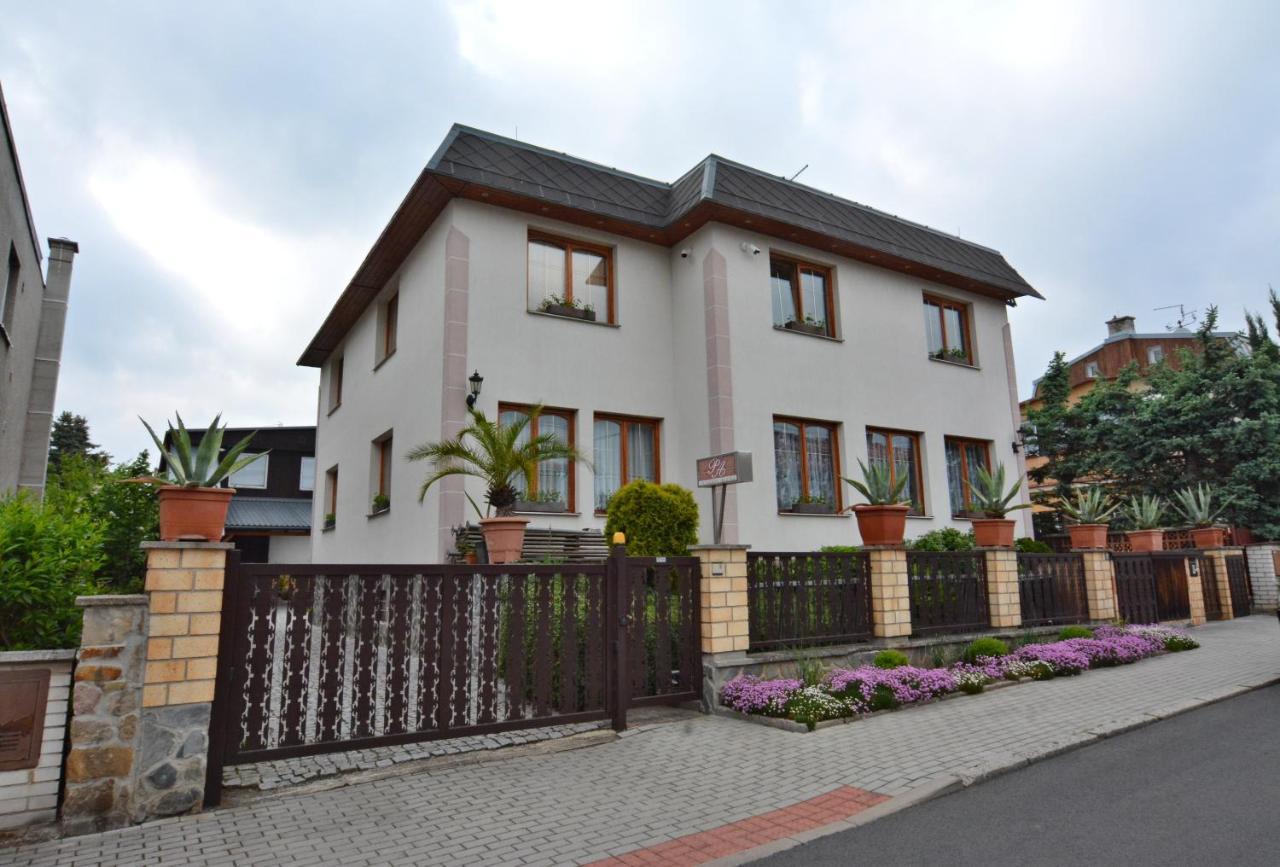 Apartmany Karlovy Vary Bagian luar foto