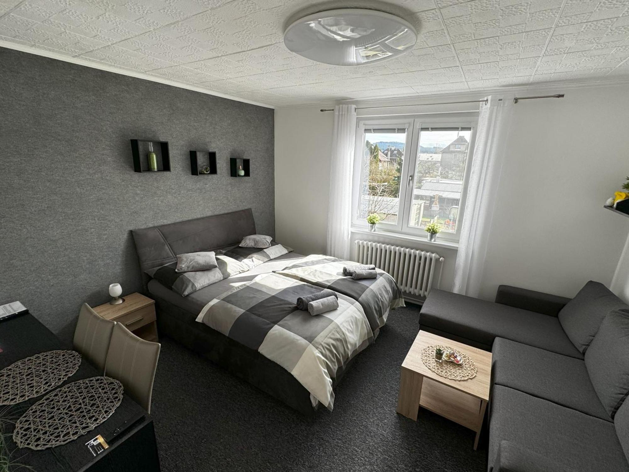 Apartmany Karlovy Vary Bagian luar foto