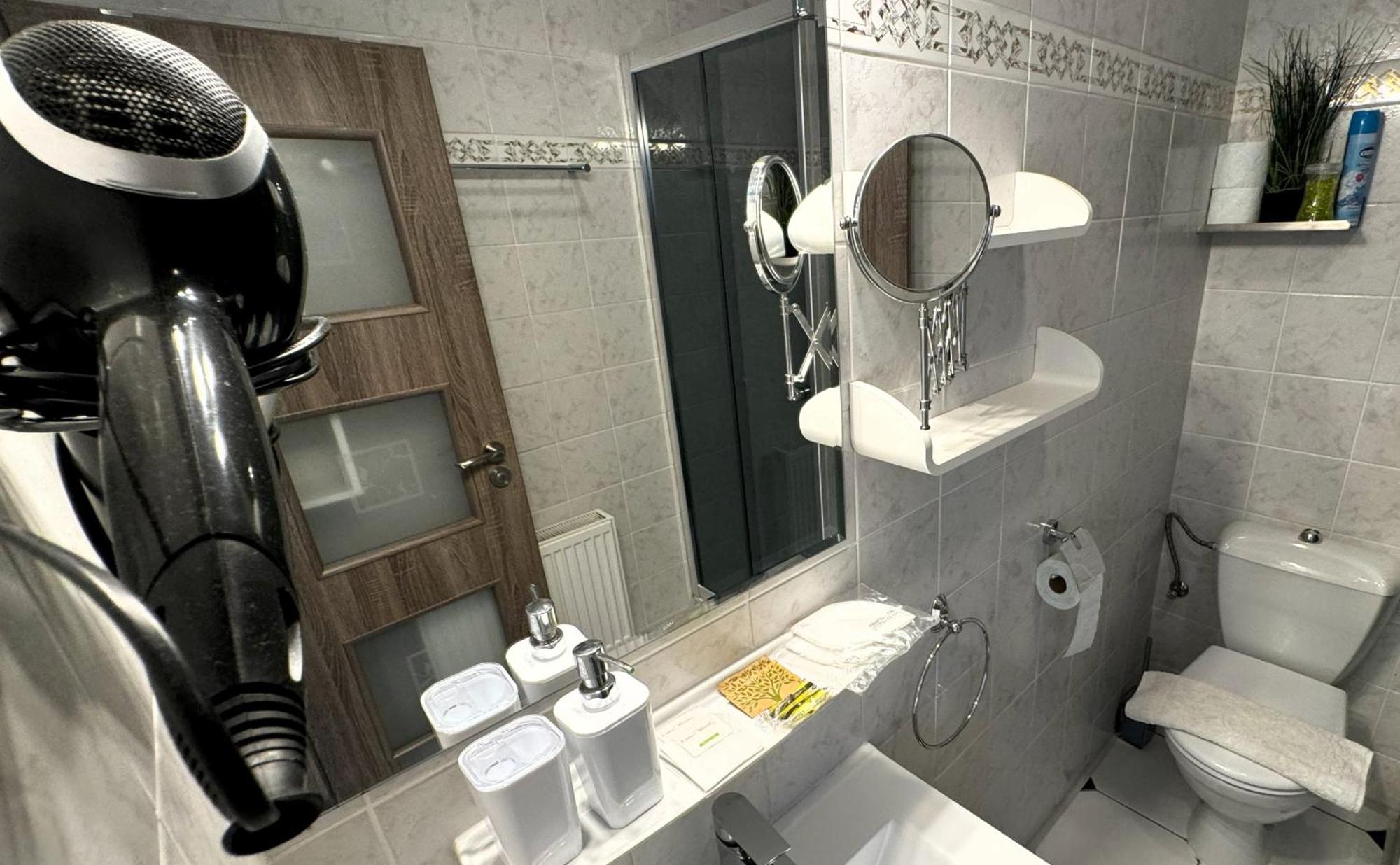 Apartmany Karlovy Vary Bagian luar foto